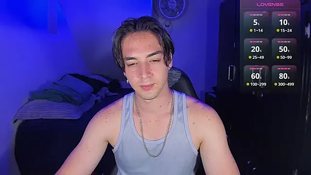 Alex smith00 online show from 09-18-25, 07:27