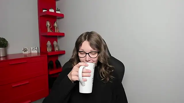 Cookie zoe online show from 10-27-25, 07:45