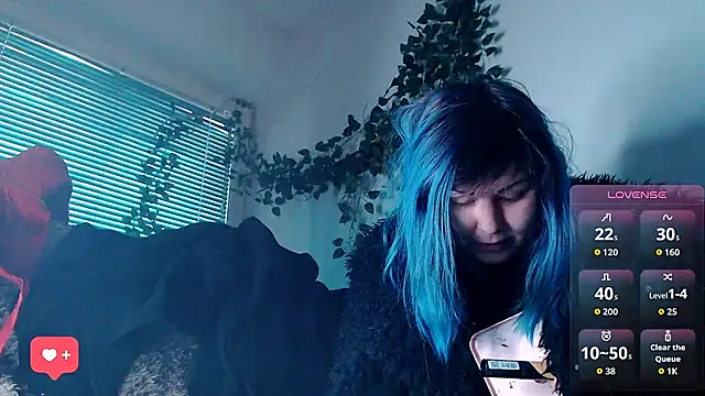 Psychobitch7 online show from 11-28-25, 09:23