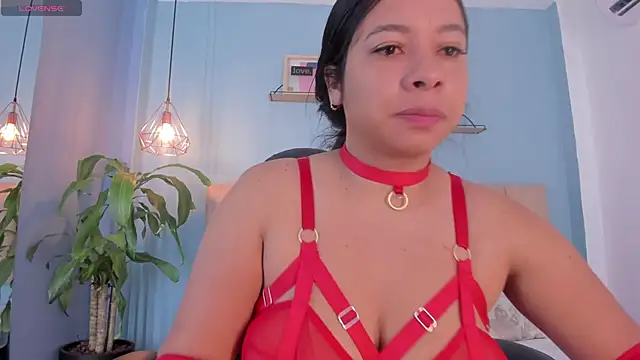 MaraOwen  online show from 11-07-25, 12:05