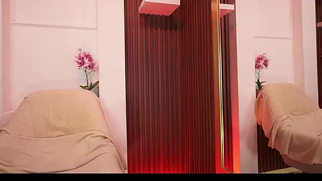 MaddyWattson online show from 10-20-25, 11:43