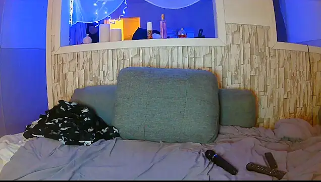 Mila Ferrara online show from 01-08-25, 08:06