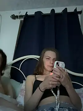 Snapshot of xopinkjuicyrose chatting on 11-09-25, 09:40 xopinkjuicyrose online show from 11-09-25, 09:40