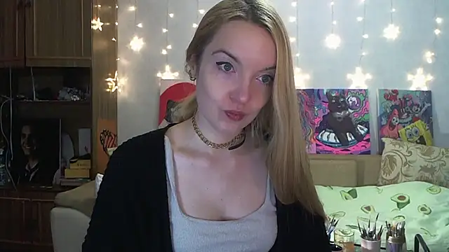 SecretSophia online show from 12-04-24, 02:37