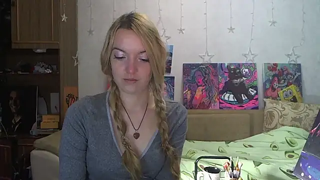 SecretSophia online show from 12-08-24, 05:01