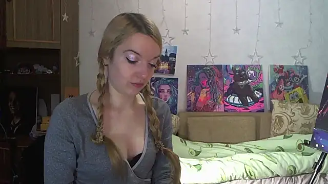 SecretSophia online show from 12-10-24, 02:28