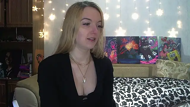 SecretSophia online show from 01-25-25, 07:18