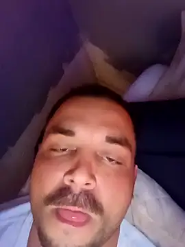 Snapshot of Jewfish420 chatting on 12-09-24, 04:45 Jewfish420 online show from 12-09-24, 04:45