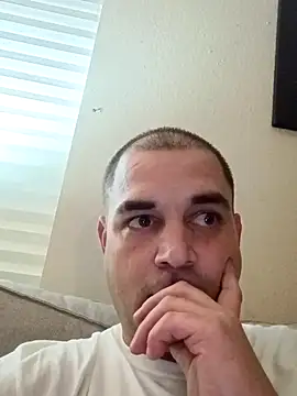 Snapshot of Jewfish420 chatting on 09-25-25, 05:33 Jewfish420 online show from 09-25-25, 05:33