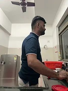 Snapshot of HIMSEXY chatting on 01-28-25, 01:38 HIMSEXY online show from 01-28-25, 01:38