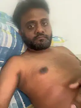 Snapshot of HIMSEXY chatting on 11-04-25, 05:12 HIMSEXY online show from 11-04-25, 05:12