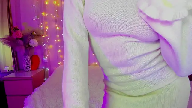 Danielle Thomas online show from 03-13-25, 01:50