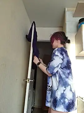 LazyTanukii online show from 01-24-25, 04:27