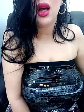 Queen sousou online show from 01-25-25, 11:11