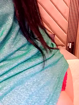 Queen sousou online show from 10-17-25, 08:00