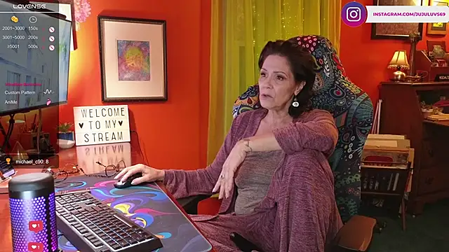 Snapshot of Good-Juju chatting on 12-15-24, 02:52 Good-Juju online show from 12-15-24, 02:52