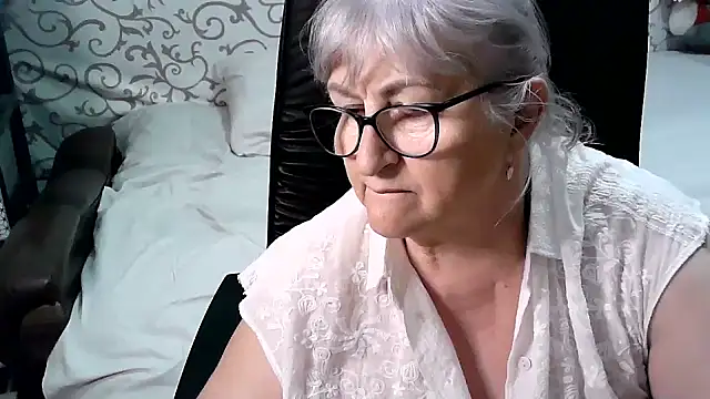 LolkaAlyss online show from 02-18-25, 07:30