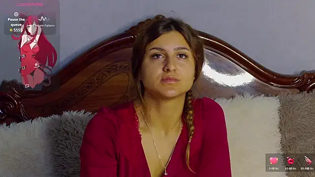 NicolePlay online show from 09-29-25, 05:01