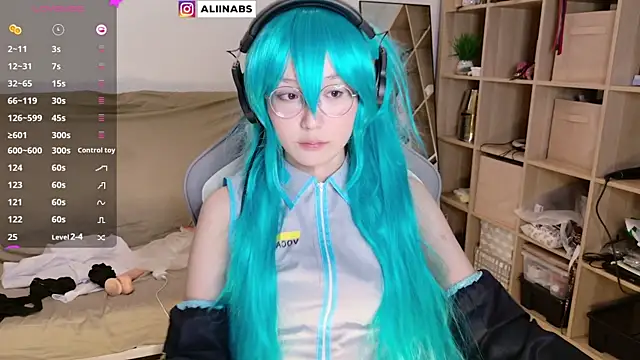 aliiiiiina online show from 03-06-25, 04:49