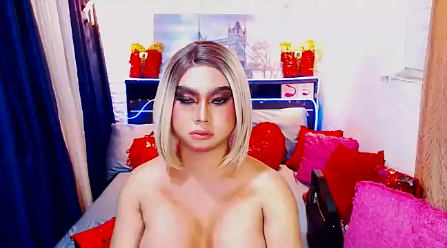 TsGoddessNhicolle online show from 12-17-24, 12:00