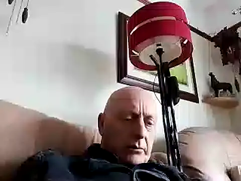 Snapshot of keeenn11 chatting on 02-14-25, 04:09 keeenn11 online show from 02-14-25, 04:09