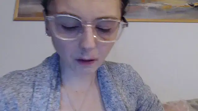 Snapshot of cleophee chatting on 01-09-26, 06:49 cleophee online show from 01-09-26, 06:49