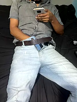 Snapshot of Darkdickhard chatting on 09-14-25, 04:33 Darkdickhard online show from 09-14-25, 04:33