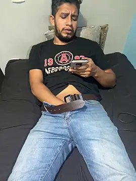 Snapshot of Darkdickhard chatting on 09-19-25, 04:25 Darkdickhard online show from 09-19-25, 04:25