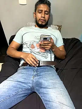 Snapshot of Darkdickhard chatting on 09-26-25, 03:43 Darkdickhard online show from 09-26-25, 03:43