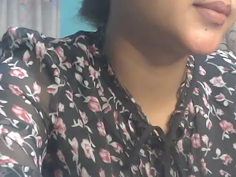 Snapshot of NancyRuvi chatting on 02-02-26, 03:44 NancyRuvi online show from 02-02-26, 03:44