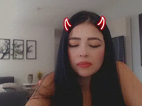 Snapshot of Aleska__Bell chatting on 09-15-25, 03:01 Aleska  Bell online show from 09-15-25, 03:01