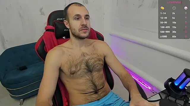 Snapshot of Raamoss chatting on 12-04-24, 03:37 Raamoss online show from 12-04-24, 03:37