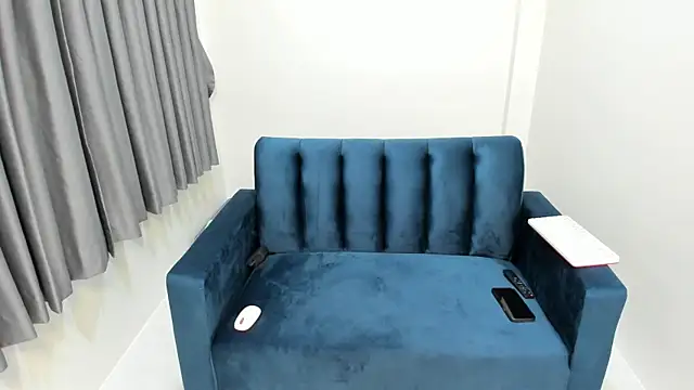 Snapshot of Raamoss chatting on 02-03-25, 06:56 Raamoss online show from 02-03-25, 06:56