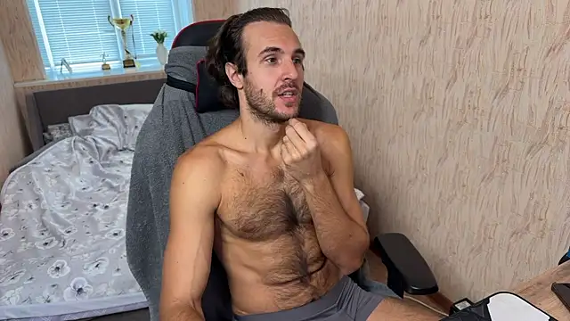 Snapshot of Raamoss chatting on 07-14-26, 08:41 Raamoss online show from 07-14-26, 08:41