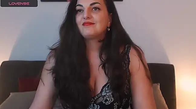 Snapshot of itsyourlady chatting on 01-05-25, 02:41 itsyourlady online show from 01-05-25, 02:41