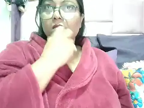 IndianDelia online show from 11-17-25, 03:12