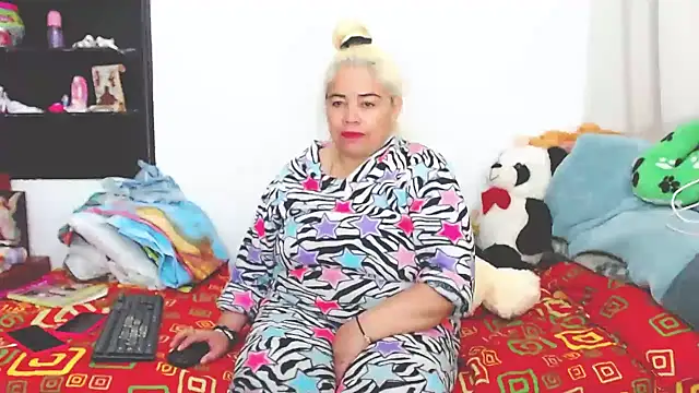 estrellita fugaz16x online show from 01-09-25, 03:26