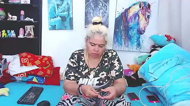 estrellita fugaz16x online show from 01-21-25, 03:04