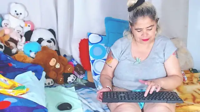 estrellita fugaz16x online show from 09-28-25, 10:48