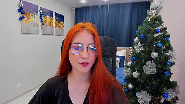 Snapshot of _FireInMySoul_ chatting on 12-17-24, 10:22 FireInMySoul online show from 12-17-24, 10:22