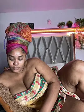 Snapshot of africa_xxx chatting on 01-22-25, 12:38 africa xxx online show from 01-22-25, 12:38