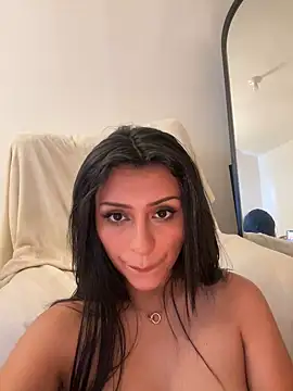 Snapshot of sweetAli_ chatting on 03-14-25, 12:18 sweetAli  online show from 03-14-25, 12:18