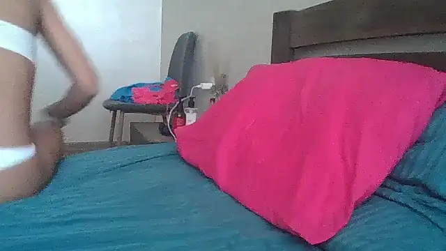 JulianaGold1 online show from 02-20-25, 09:22