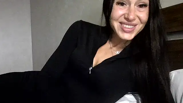 JulianaGold1 online show from 10-10-25, 08:41