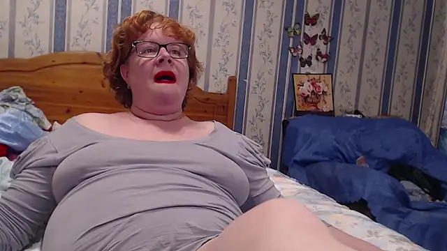 Snapshot of AMARILLIS chatting on 10-27-25, 07:40 AMARILLIS online show from 10-27-25, 07:40