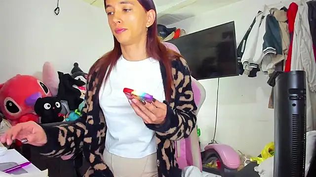 Snapshot of Lawrncesofiets chatting on 11-02-25, 04:31 Lawrncesofiets online show from 11-02-25, 04:31