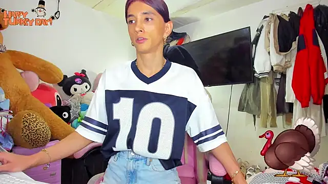 Snapshot of Lawrncesofiets chatting on 11-19-25, 05:24 Lawrncesofiets online show from 11-19-25, 05:24