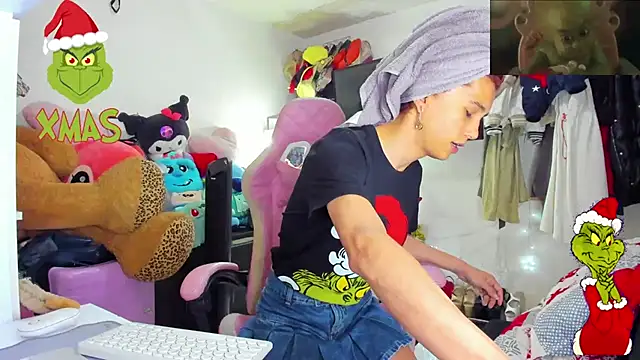 Snapshot of Lawrncesofiets chatting on 12-01-25, 05:07 Lawrncesofiets online show from 12-01-25, 05:07