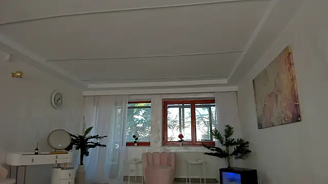 TiffanyHouston  online show from 01-17-25, 07:19