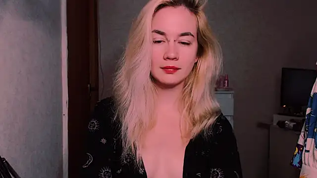 xxxcharismaaa online show from 09-19-25, 05:53